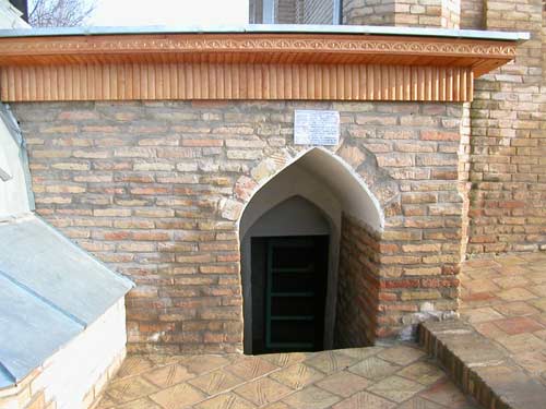 mausoleum of Sheikh Zaynudin Bobo